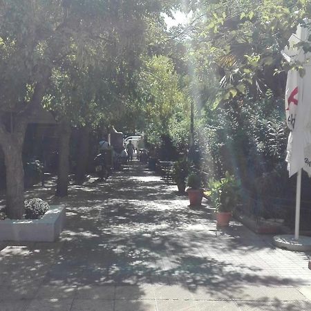 Just 9 Min From Acropolis Athens Exterior photo